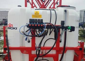 Opryskiwacz zawieszany 1000l 15 m Hydraulicznie rozkładany