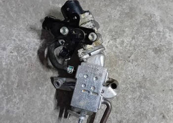Zawór egr chłodniczka 1.5 hybryda toyota yaris III 14r