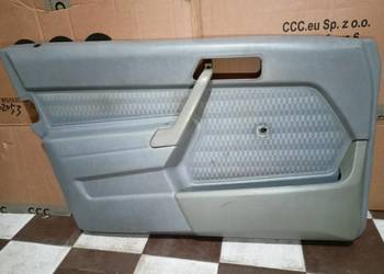 Mercedes 190 W201 tapicerka drzwi lewy przód boczki drzwiowe