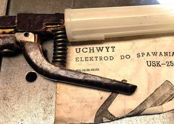 Uchwyt elektrody do spawarki.