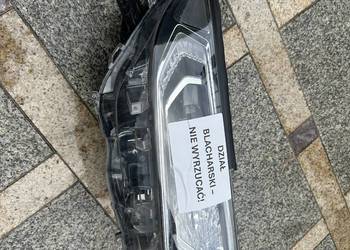 Reflektor lampa Toyota Rav 4 led 2021
