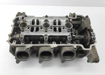 Glowica Walek Rozrzadu Zawory Triumph Sprint ST 1050