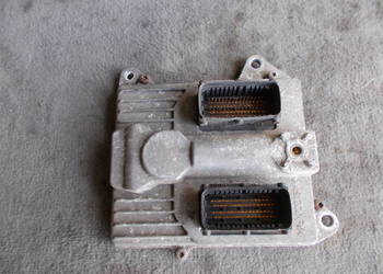 opel ZAFIRA B 2.2 16V komputer sterownik silnika 55562444  S0600702