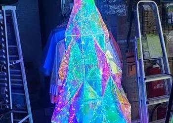 Przepiękna choineczka akrylowa