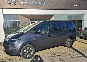 Hyundai Staria Smart Vip - 1.6 T-GDI HEV 6AT 2WD 225KM