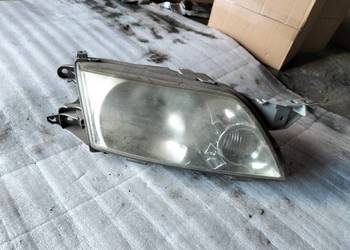 LAMPA PRAWA PRZÓD MAZDA PREMACY 1