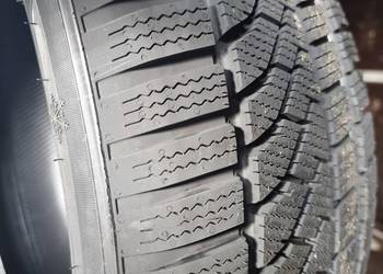 Opona 205/65R16 95H  SNOWMASTER  PETLAS  Zima