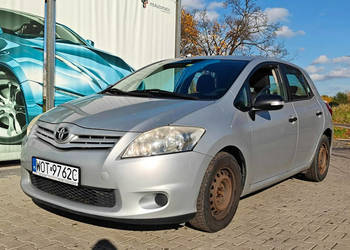 Toyota Auris I (2006-2012)