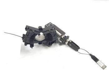 STACYJKA OPEL CORSA E 13523275 13496392