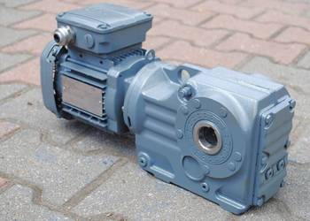 Motoreduktor kątowy 0,18kw. 11obr./min. firmy SEW