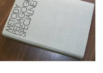 METODY PEDAGOGIKI SPECJALNEJ - .HERING , SCHIEFELBUSC/fa