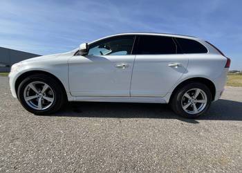 Volvo XC60 D5 215 KM AWD R Design Automat Panorama Hak 2x kola