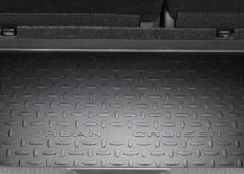 TOYOTA Urban Cruiser Gumowa wykladzina mata bagaznika PZ434-B9304-PJ OE