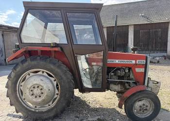Massey Ferguson 255