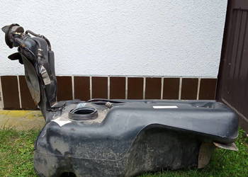 Audi 80 B4 Sedan 2.0 2.6 2.8 Zbiornik Bak paliwa 8A0201075S Benzyna