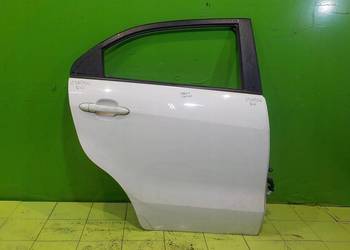 VW TOURAN I LIFT 2.0 TDI 09r 5D drzwi prawe tyl