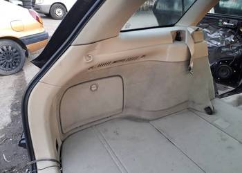 Boczki bagaznika Avensis T25 Kombi beżowe