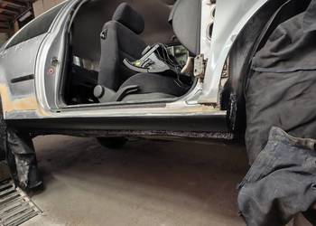 Naprawy blacharskie mechaniczne remonty silników