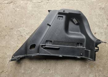 BOCZEK TAPICERKA BAGAŻNIKA PRAWY TYLNY KIA RIO IV 85741-H8010