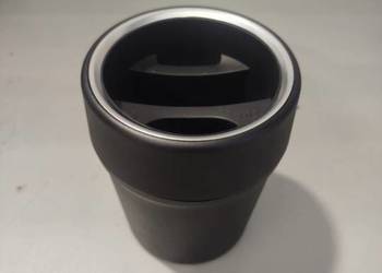 Oryginalny pojemnik 3w1 popielniczka,uchwyt na tel, klucze 8X0.864575A