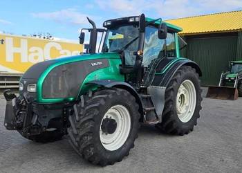 Ciągnik rolniczy VALTRA T171 .161 John Deere