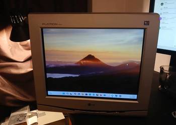 Monitor CRT LG Flatron F700P