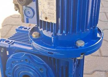 Motoreduktor kątowy 1,1 kW _23 obr