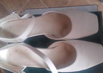 buty damskie białe