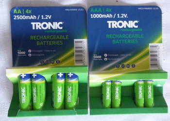 Dwa nieużywane zestawy po 4 akumulatorki 1,2V AA i AAA TRONIC