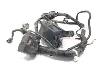 SKRZYNKA BEZPIECZNIKÓW MITSUBISHI OUTLANDER III 8565A162 SUV 2.4 135KM