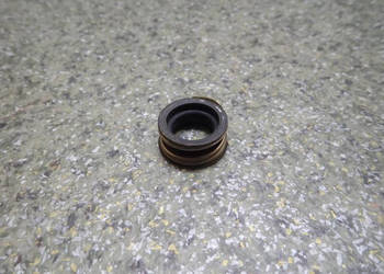 USZCZELNIACZ POMPY WODY KAWASAKI KFX 700