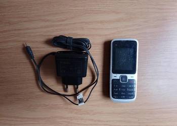 Klasyczny telefon NOKIA C1-01 bez blokady SIMLOCK