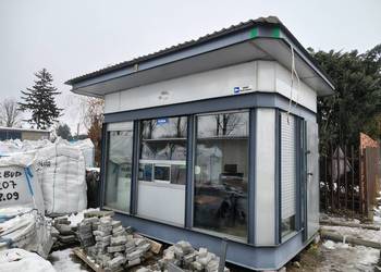 Kontener biurowy o wymiarach 4 x 2,6 x 2,7