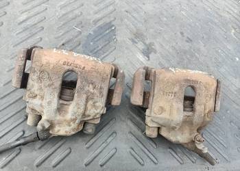 Zacisk hamulcowy jarzmo prawy przód citroen Berlingo I