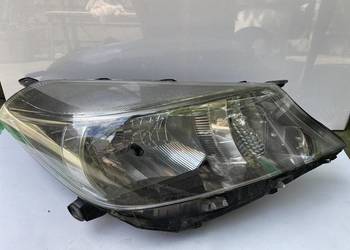 TOYOTA YARIS 3 PRAWA LAMPA PRZÓD