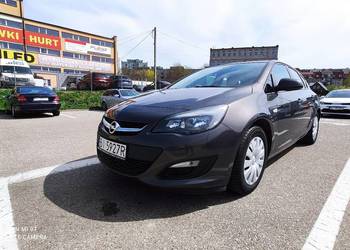 Opel Astra 2014 1.6 gaz salon Polska