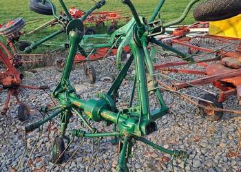 Przetrząsasz karuzelowy przedszasarka pająk do siana