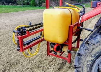 Opryskiwacz zawieszany polowy