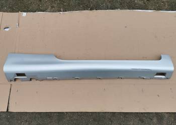 Listwa progowa prawa rh audi tt 8j 06+ srebrna 8J0853856