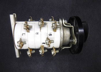 Przełącznik pakietowy 1167T/20M łącznik 10A 500V