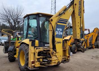 Koparko ładowarka komatsu wb 93 r