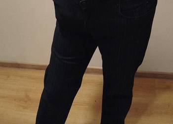 Wygodne spodnie dżinsy rozmiar 44/46