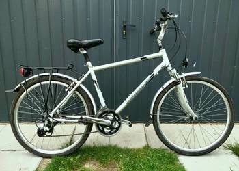 Rower trekkingowy UNIBIKE
