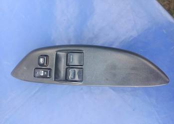 Toyota yaris panel sterowania szyb drzwi Lewe