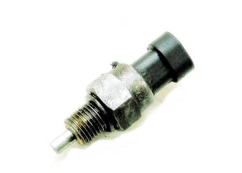 CZUJNIK SKRZYNI IVECO 2.5 TD DAILY I II CZUJNIK SKRZYNI IVECO 2.5 TD DAILY I II