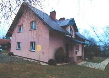 Syndyk sprzeda ½ udziału w zabudowanej nieruchomości w Głowience