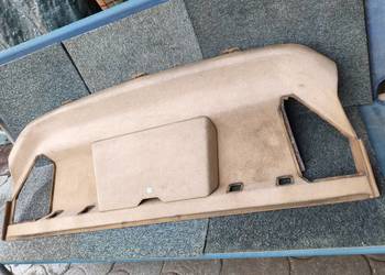 Mercedes W124 półka tylna sedan kremowa pod zagłówki