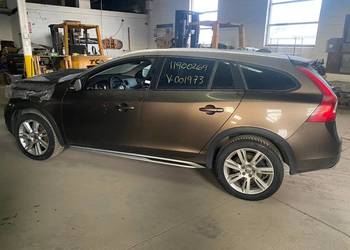 V60 Cross Country 2.5 T5 MR`16 E6 Kinetic AWD