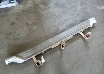 STOPIEŃ PRAWY MITSUBISHI PAJERO 4 2008