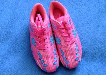 Sprzedam nowe Piłkarskie Korki Lanki Plastikowe Na Boisko JR Dzieci 38,5